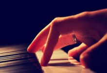 意大利女足球员在重庆受伤缺席：比赛成绩与球员健康的艰难平衡